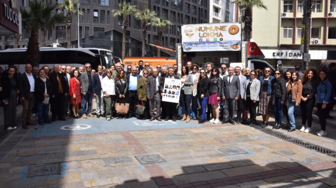 ‘BİR ÖMÜR EKONOMİ YAZANLAR’ İÇİN ANMA ETKİNLİĞİ DÜZENLENDİ (2)